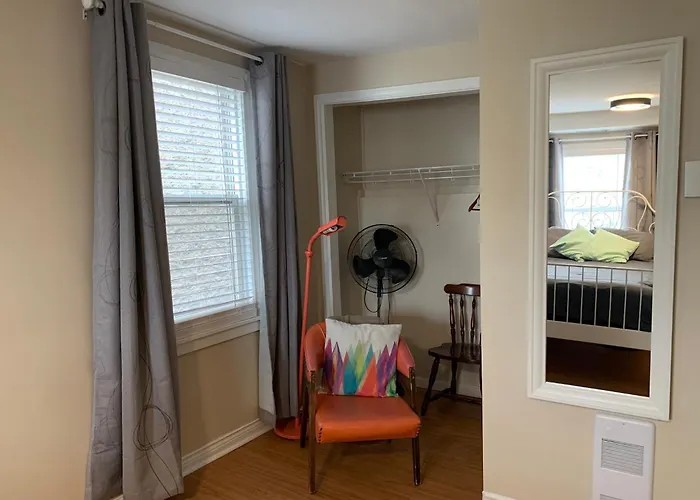 Two Bedrooms And Large Office Close To Halifax Citadel
