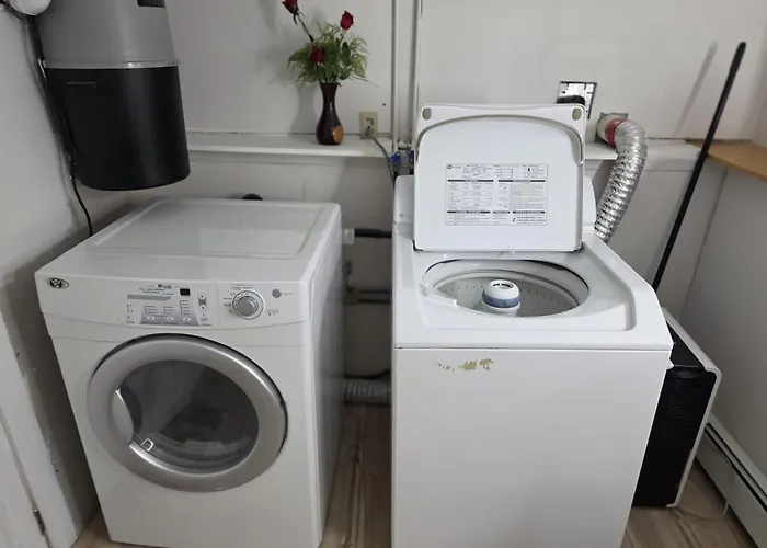 Garden City-Private 1Br Full Apt